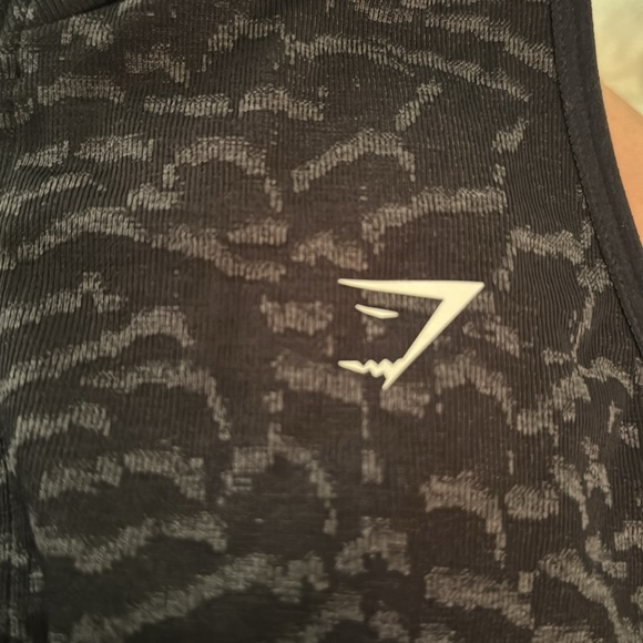 GymShark ADAPT ANIMAL SEAMLESS CROP 1/2 ZIP-Size Large - Picture 5 of 7